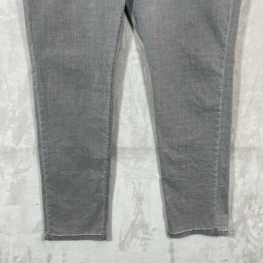 Travis Mathew Legacy Featherweight Stretch Jeans 38x32 Gray Faded Color